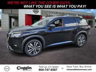 New 2025 Nissan Pathfinder Platinum image 1