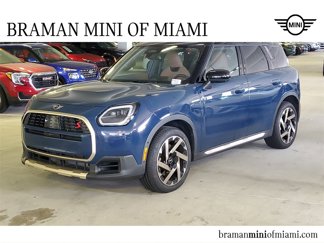 Used 2025 MINI Cooper Countryman S image 1