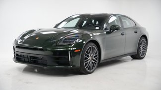 New 2025 Porsche Panamera 4 image 1