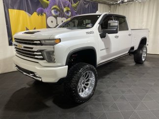Used 2021 Chevrolet Silverado 2500 High Country w/ Technology Package image 1