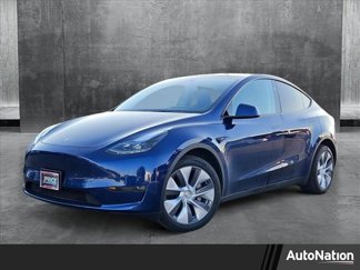 Used 2024 Tesla Model Y Long Range image 1
