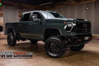 Used 2025 Chevrolet Silverado 2500 LT w/ Trail Boss Package image 1
