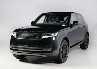 New 2025 Land Rover Range Rover SE image 1