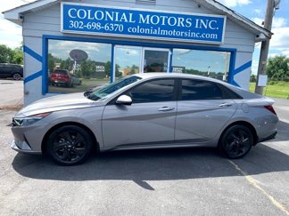 Used 2023 Hyundai Elantra SEL image 1