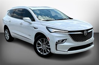 Used 2023 Buick Enclave Avenir image 1