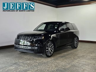 Used 2025 Land Rover Range Rover SE image 1