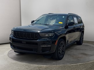 Used 2025 Jeep Grand Cherokee L Summit w/ Advanced Protech Group IV image 1