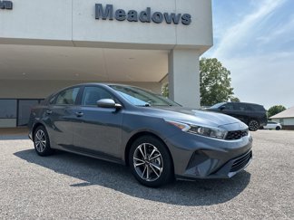 Used 2023 Kia Forte LXS image 1