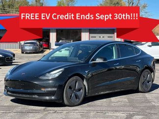 Used 2019 Tesla Model 3 Standard Range Plus image 1