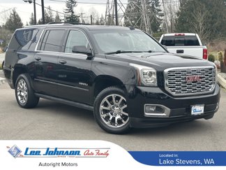 Used 2018 GMC Yukon XL Denali image 1