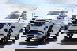 New 2025 Volvo XC90 T8 Plus w/ Protection Package Premier image 1
