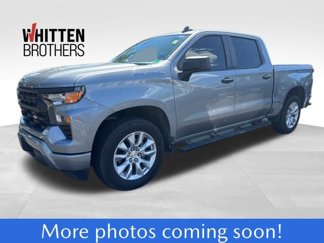 Used 2024 Chevrolet Silverado 1500 Custom image 1