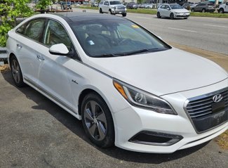Used 2017 Hyundai Sonata Limited w/ Ultimate Package 02 image 1