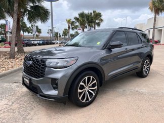 Used 2025 Ford Explorer ST-Line image 1