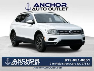 Used 2021 Volkswagen Tiguan SE w/ Panoramic Sunroof Package image 1