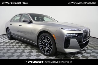 New 2026 BMW 750e xDrive image 1