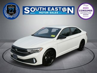 Used 2023 Volkswagen Jetta Sport image 1