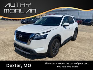 New 2025 Nissan Pathfinder SL w/ SL Premium Package image 1