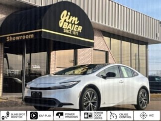 Used 2024 Toyota Prius XLE image 1