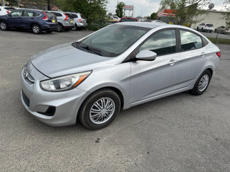 Used 2017 Hyundai Accent SE image 1