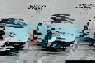 Used 2024 Lamborghini Huracan EVO image 1