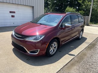 Used 2020 Chrysler Pacifica Limited image 1