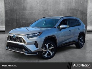 Used 2024 Toyota RAV4 SE image 1