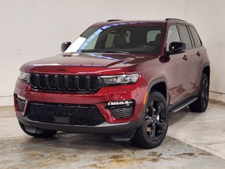 New 2025 Jeep Grand Cherokee Limited w/ Black Appearance Package image 1