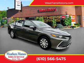 Used 2023 Toyota Camry LE image 1