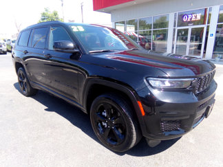 Used 2023 Jeep Grand Cherokee L Laredo image 1