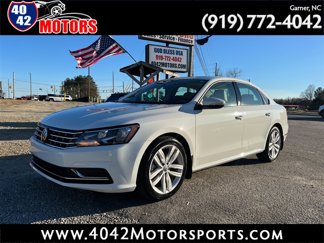 Used 2019 Volkswagen Passat 2.0T Wolfsburg image 1