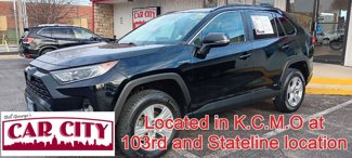 Used 2021 Toyota RAV4 XLE image 1