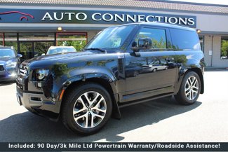 Used 2023 Land Rover Defender 90 X-Dynamic SE image 1