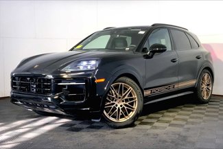 New 2025 Porsche Cayenne GTS video 1