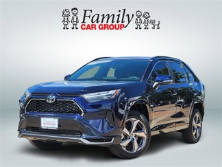 New 2025 Toyota RAV4 SE image 1