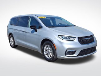 Certified 2024 Chrysler Pacifica Touring-L image 1