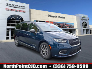 New 2025 Chrysler Pacifica Pinnacle image 1