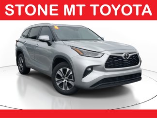 Used 2024 Toyota Highlander XLE image 1