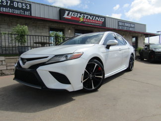 Used 2019 Toyota Camry XSE image 1