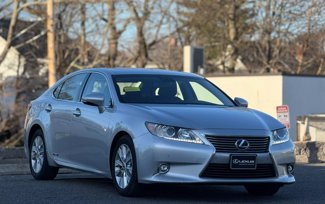 Used 2014 Lexus ES 300h image 1