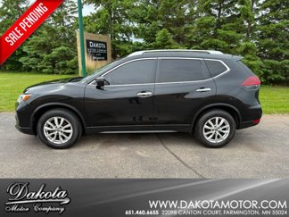 Used 2020 Nissan Rogue SV image 1