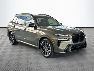 New 2026 BMW X7 M60i image 1