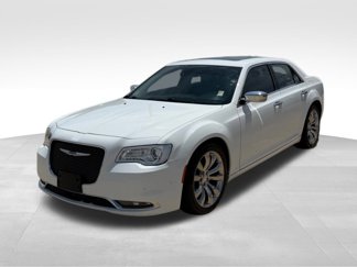 Used 2018 Chrysler 300 Limited w/ Safetytec Plus Group image 1