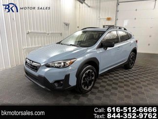 Used 2022 Subaru Crosstrek 2.0i image 1