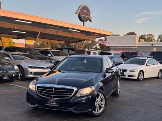 Used 2016 Mercedes-Benz C 300 4MATIC Sedan image 1