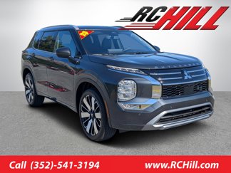 New 2025 Mitsubishi Outlander SEL image 1