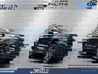 Certified 2022 Ford Explorer XLT w/ Equipment Group 202A image 1
