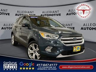 Used 2019 Ford Escape Titanium image 1