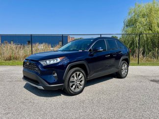 Used 2019 Toyota RAV4 Limited image 1