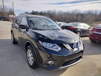 Used 2016 Nissan Rogue S w/ Appearance Package image 1